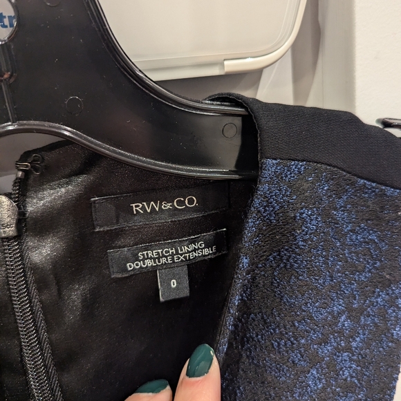 Blue RW&Co party dress size 0 - Picture 4 of 6